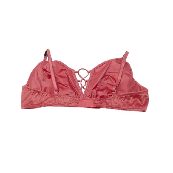 ⚡️NWT Victoria’s Secret Strappy Satin Bralette XS - Picture 4 of 11